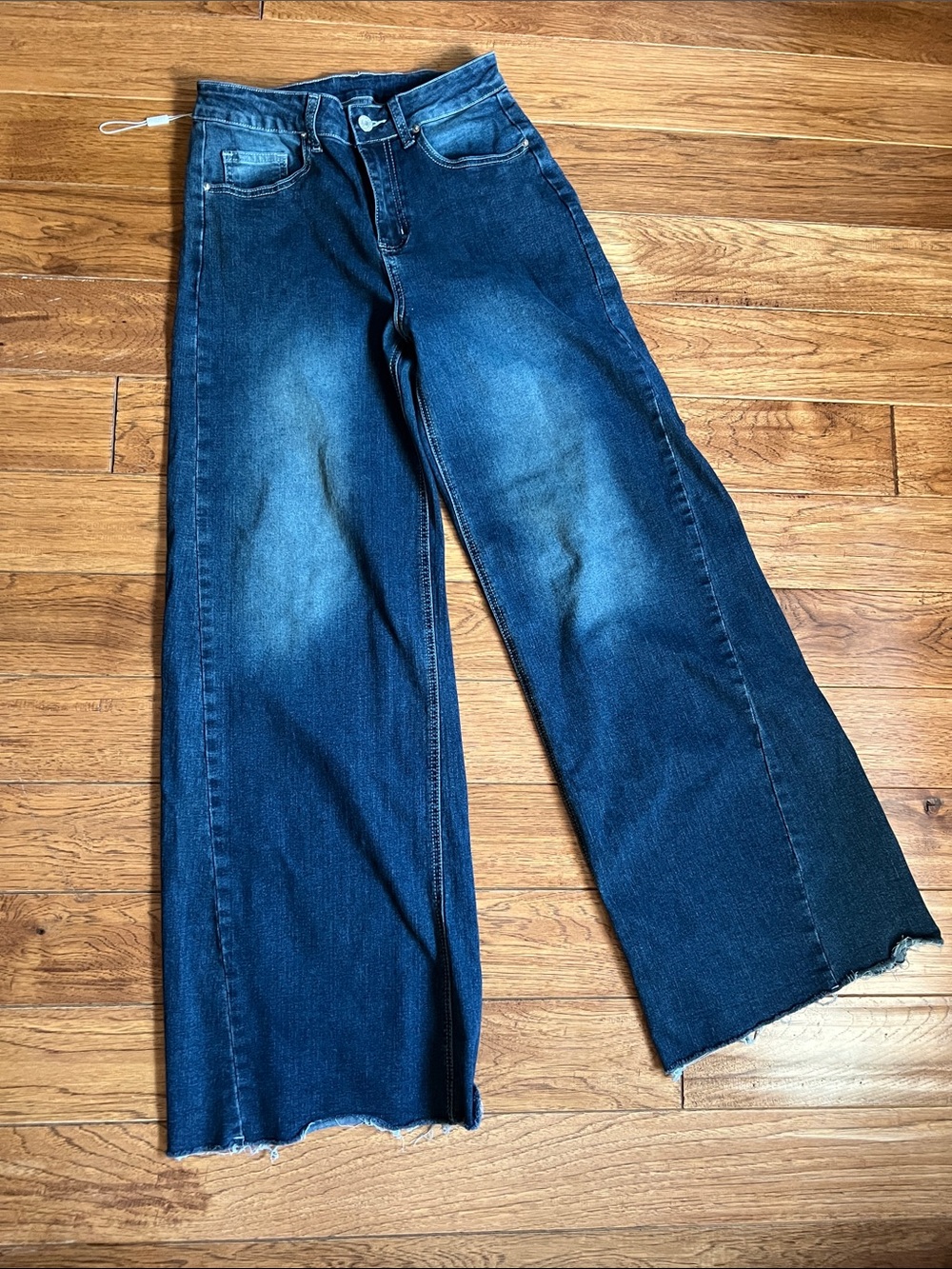 JTNFairy High-Rise Wide Leg Jeans in Dark Blue Wash